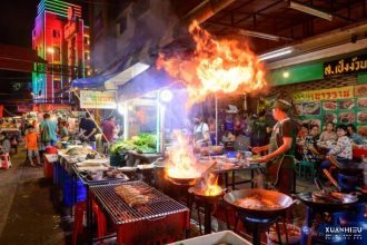 Ăn sập Bangkok không lo đau bụng: Bí kíp bỏ túi từ dân du lịch sành sỏi!