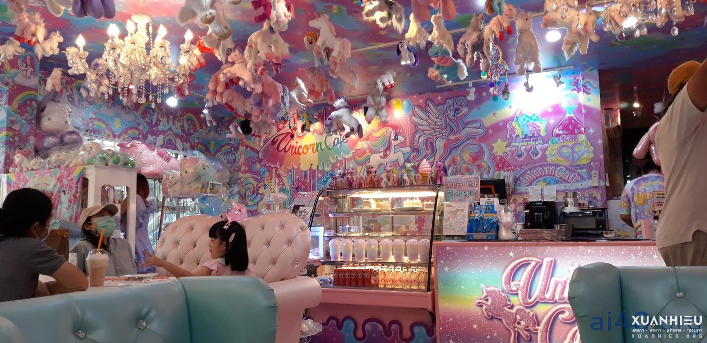Lạc vào xứ sở Unicorn: Review chi tiết Unicorn Cafe Bangkok!