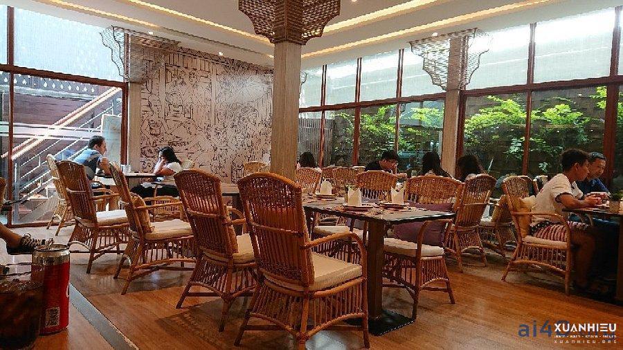 The Local Bangkok: Menu chuẩn vị Thái, giá cả cập nhật 2024!
